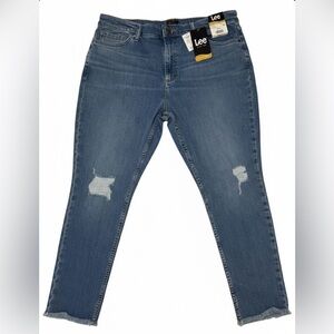 Lee Women's Classic High Rise Distressed Blue Skinny Jeans Size 18